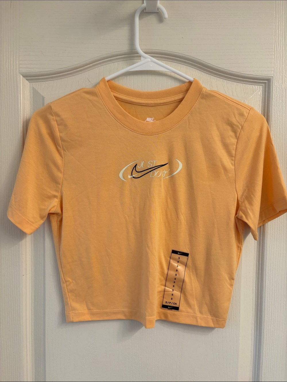 Nike Slim-fit Peach Short Sleeve Crop Tee